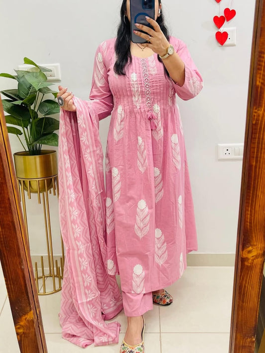 Pure Cotton discharge print kurti with pant and mulmul printed dupatta