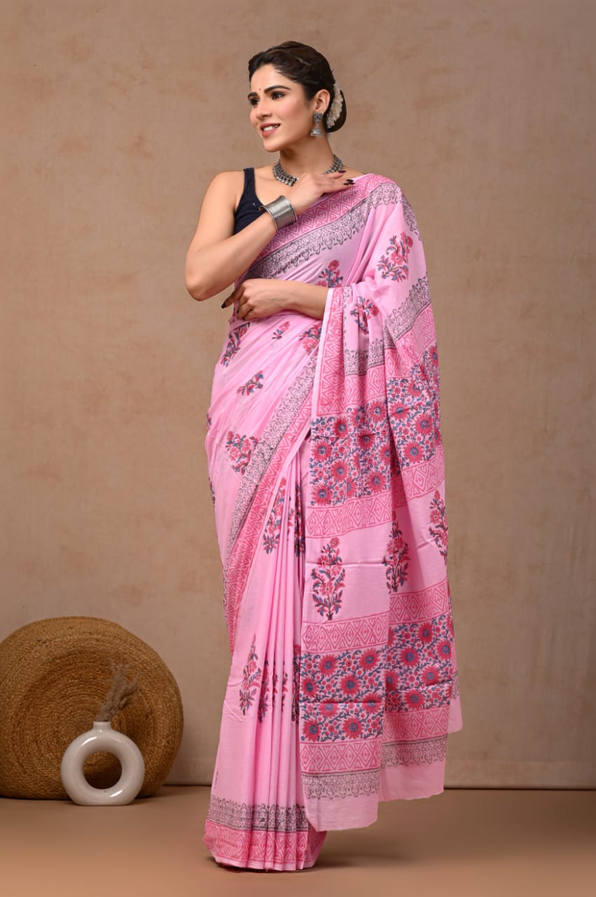 Easy-breathe mulmul cotton saree, graceful comfort.