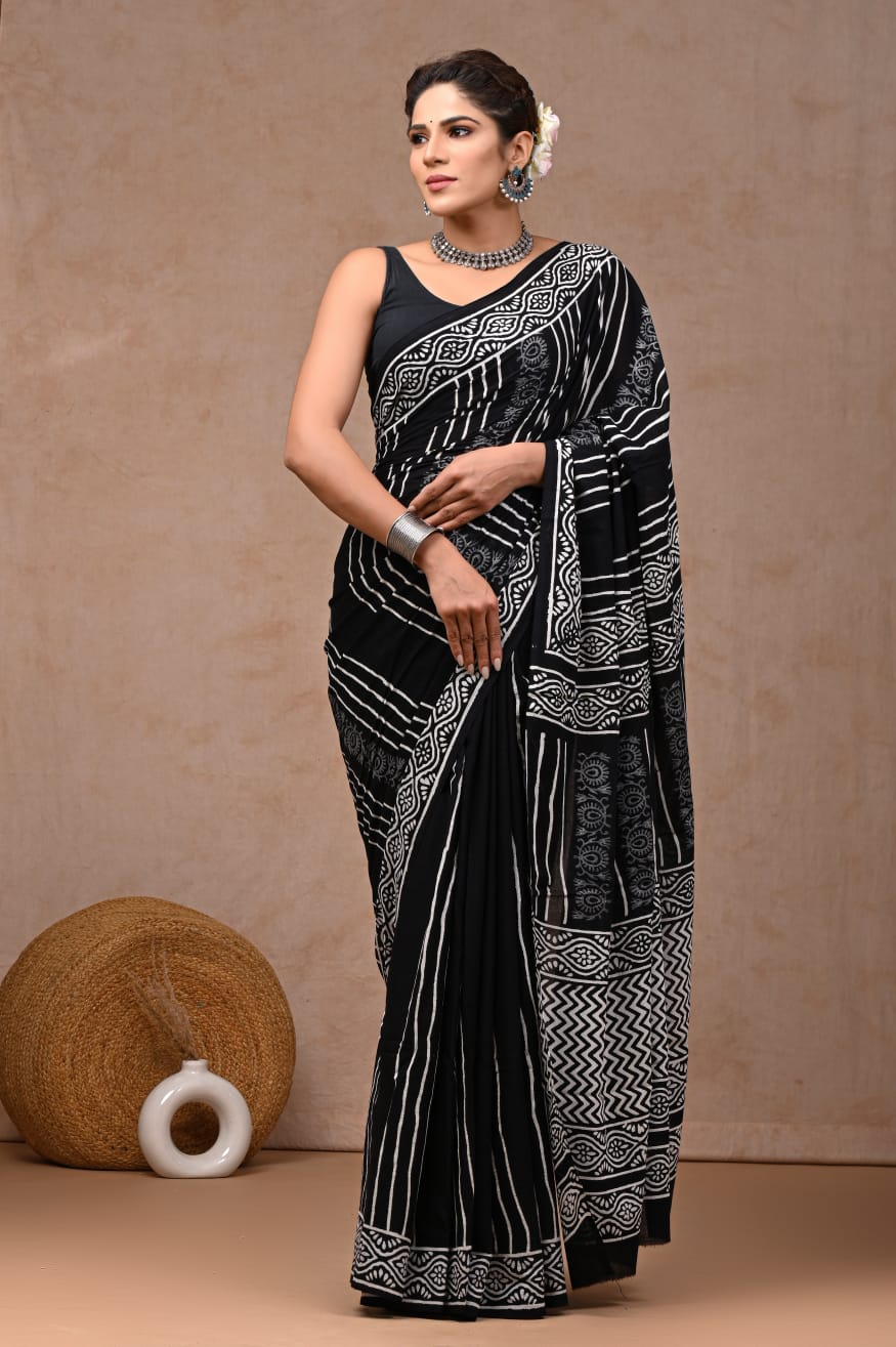 Naturally soft mulmul saree, pure cotton statement wear.