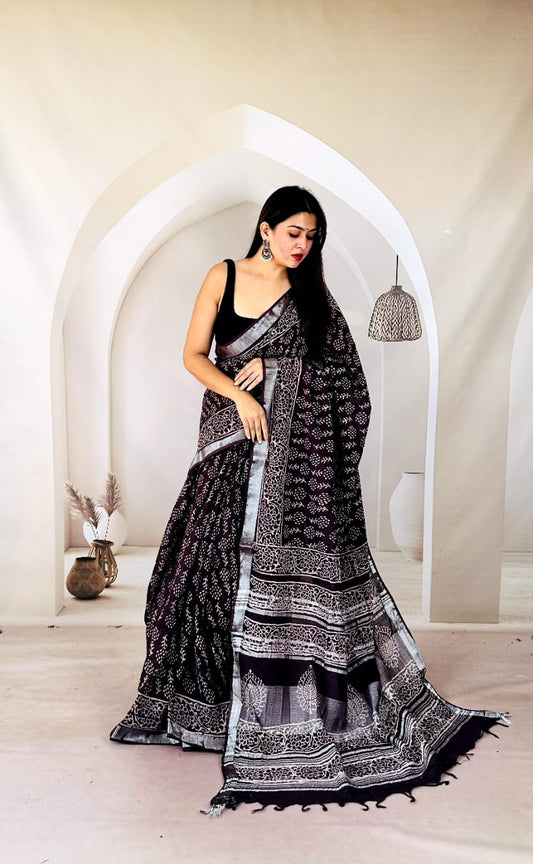 Daily Wear Soft Linen Saree – Breathable Cotton Fabric