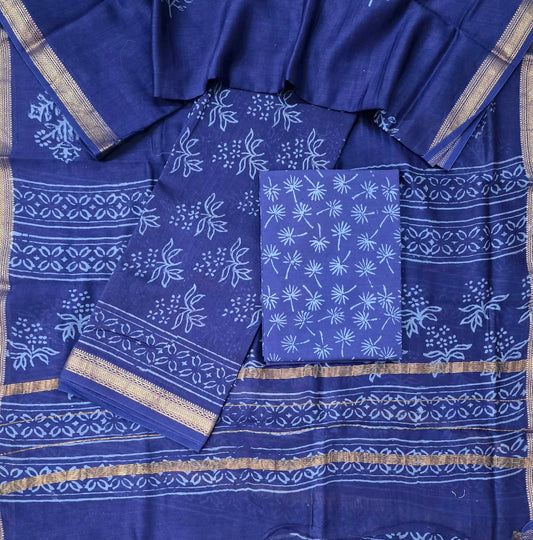 Elegant Maheshwari Silk Suit with Handcrafted Border