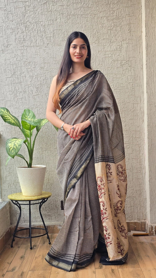 Soft Maheshwari Handloom Saree with Blouse Piece