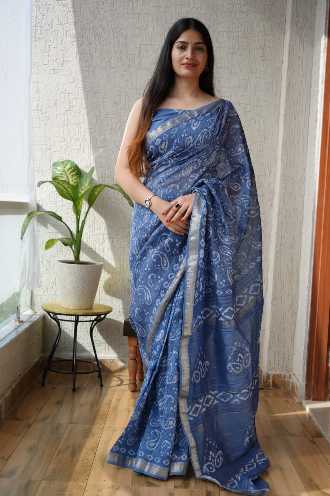 Pure Cotton Maheshwari Saree with Zari Pallu