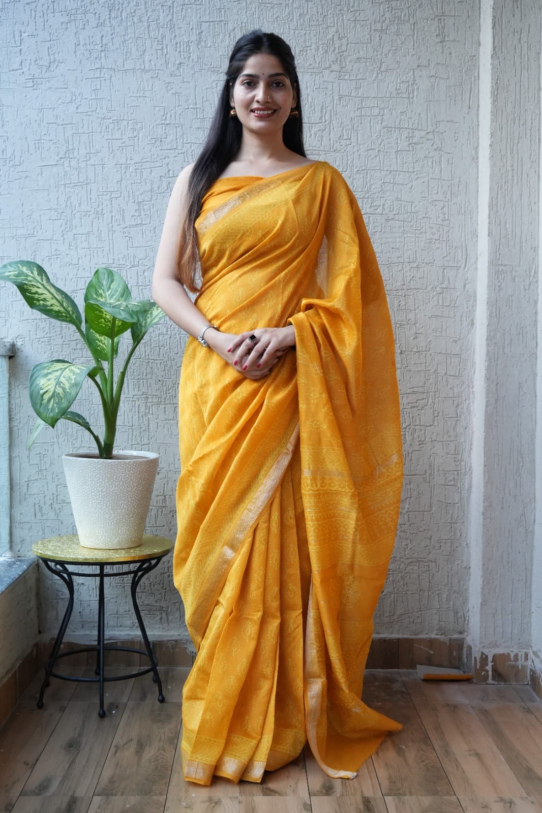 Beautiful Maheshwari Saree with Contrast Pallu