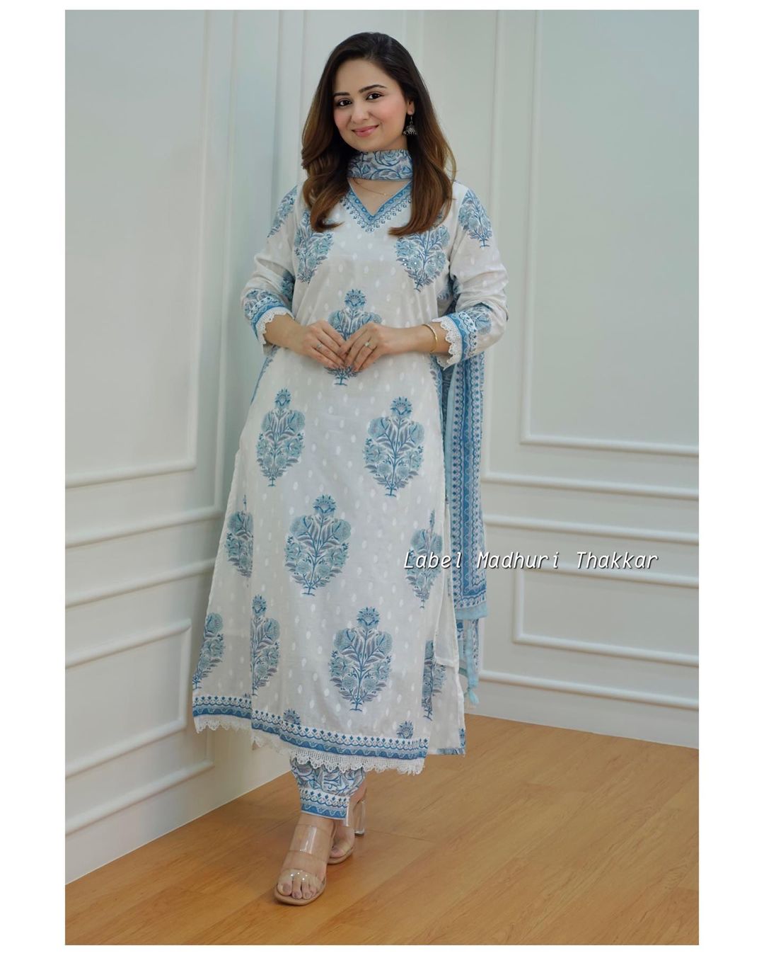 New white kurti panti with dupatta