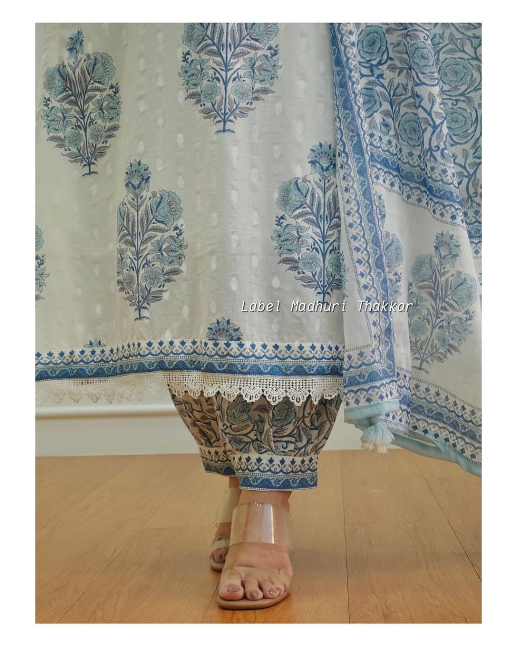 New white kurti panti with dupatta