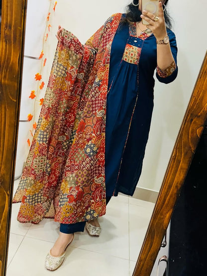 Beautiful kurti pant dupatta set in Premium Cotton