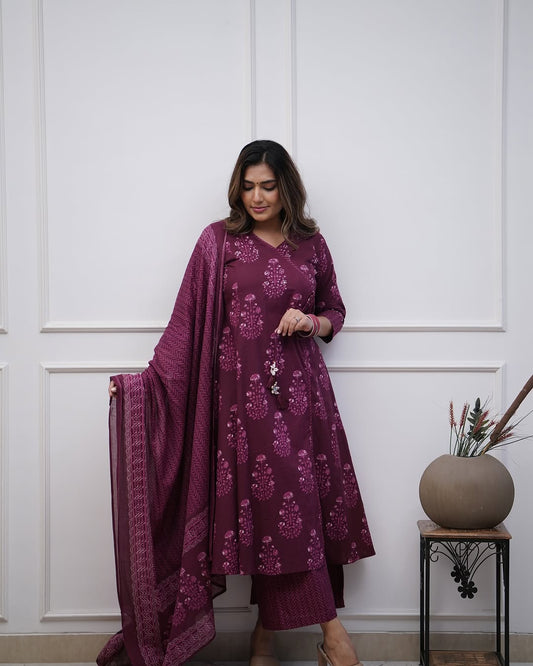 Pure Cotton kurti with print with pant and mulmul printed dupatta