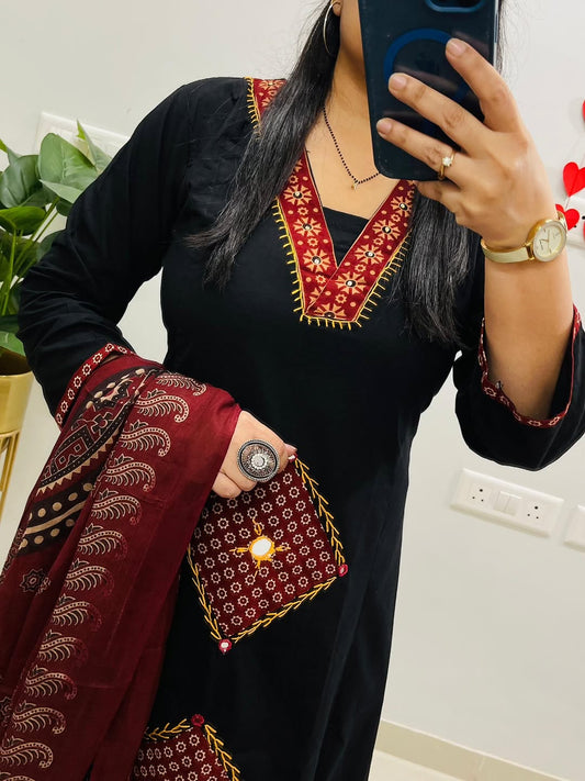 Black Cotton Kurti Pant With Dupatta