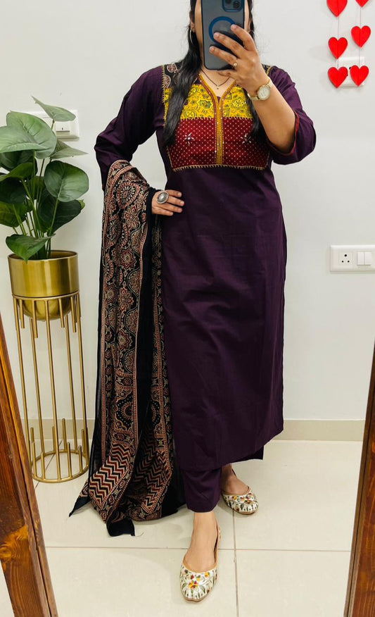 wine-colored Cotton Kurta Set With Printed Dupatta