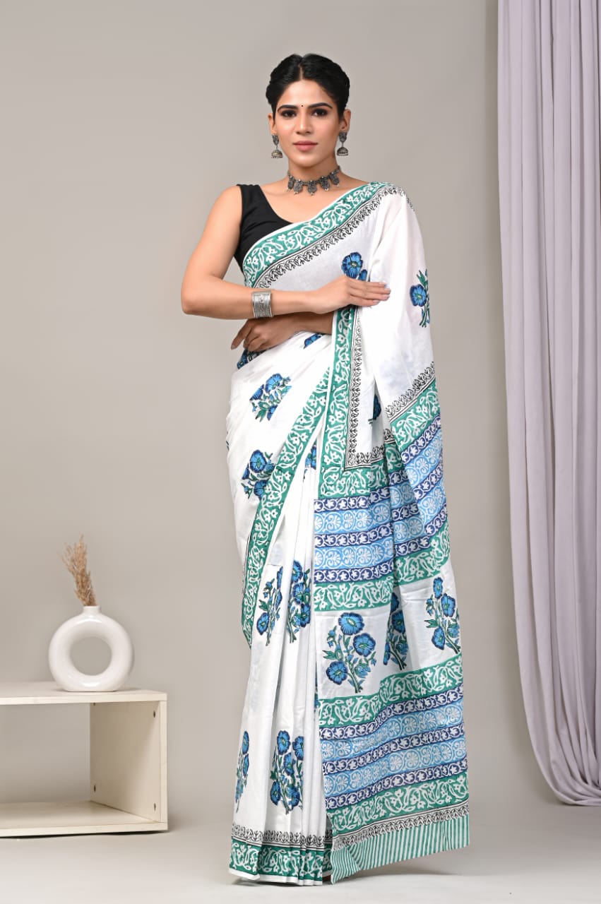 Lightweight cotton saree in mulmul, subtle charm.
