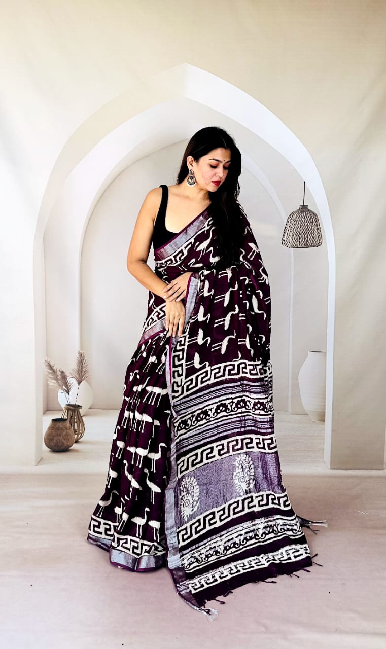 Eco-Dye Linen Saree – Traditional Handloom Look