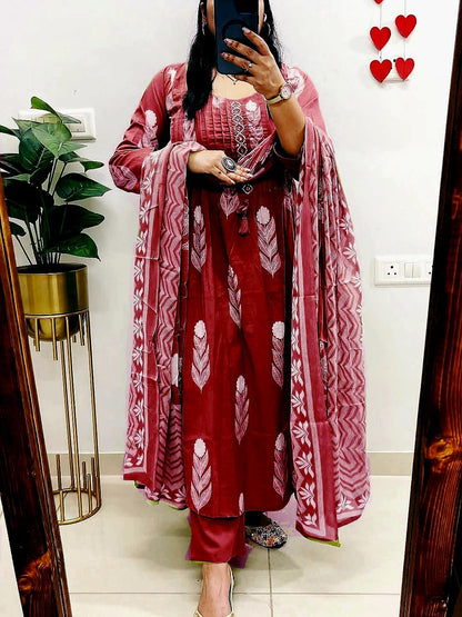 wedding cotton kurti pant with mulmul dupatta