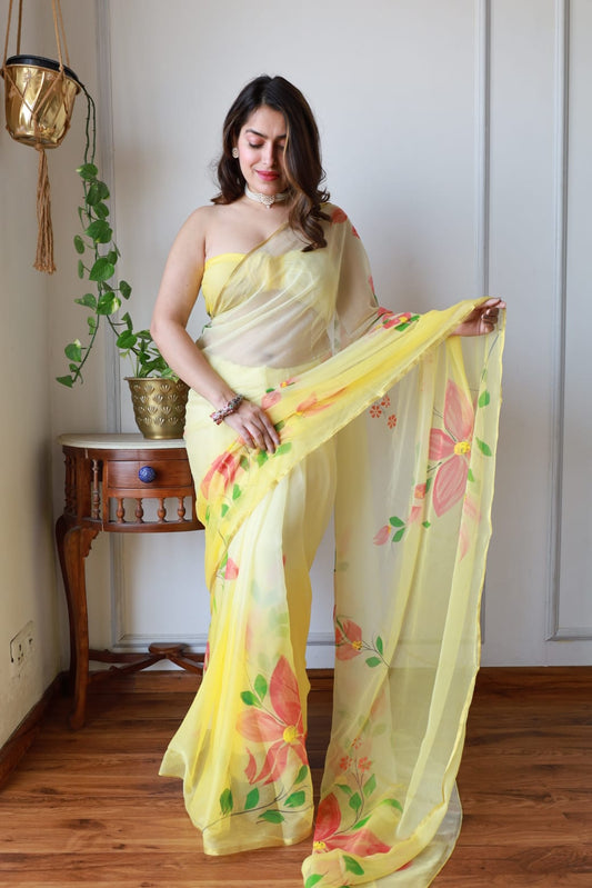 Summer Special Chiffon Zari Border Saree