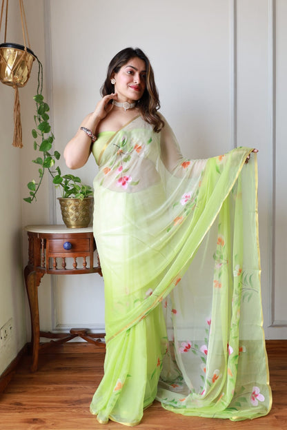 Daily Wear Chiffon Saree with Elegant Zari Design