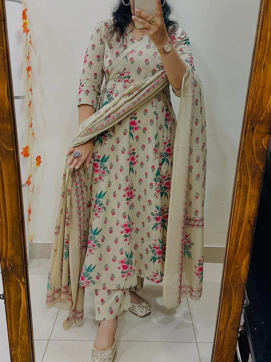 White Jaipuri Floral Print Idaho Pattern Suit