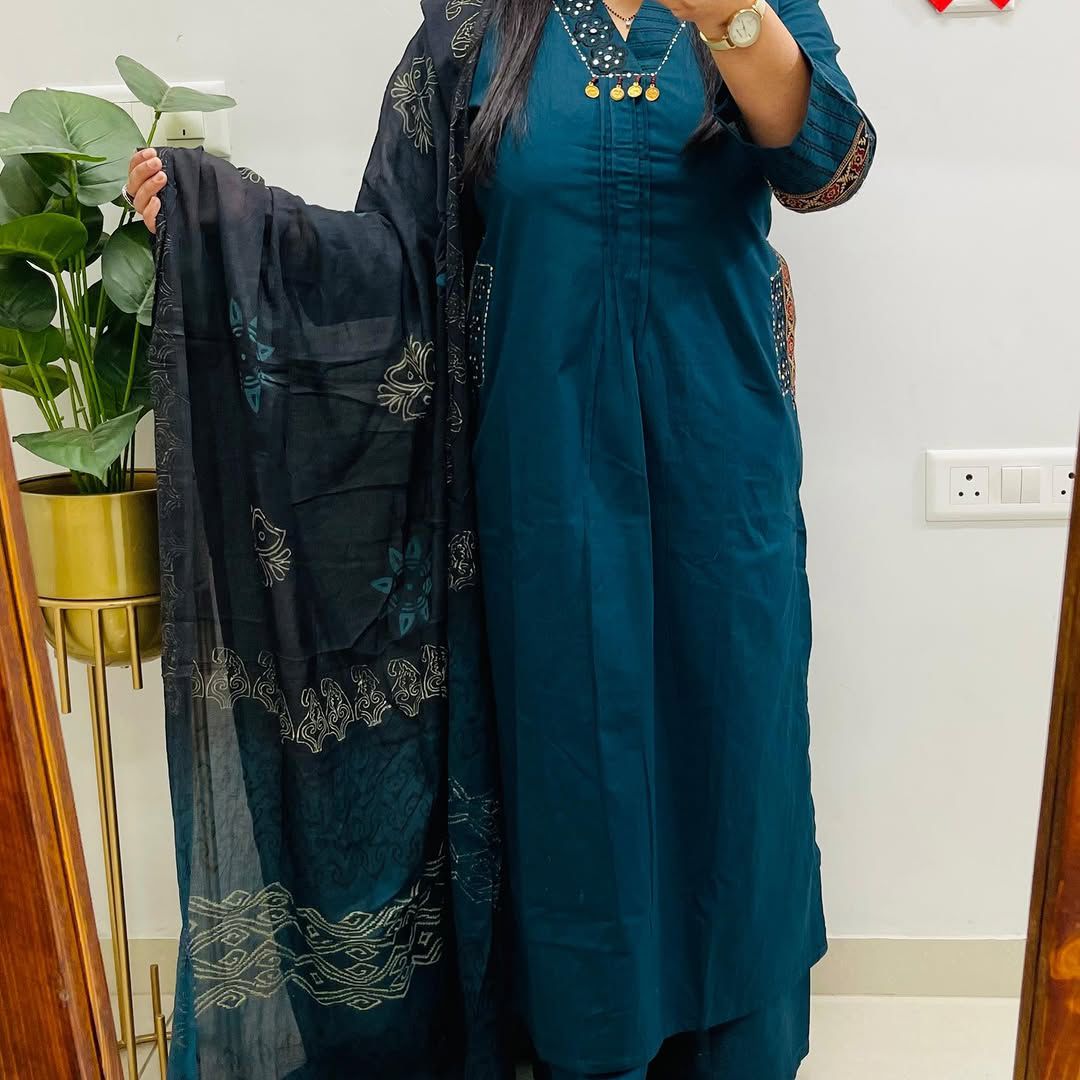 Premium kurti pant with malmal dupatta
