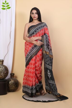 Maheswari Silk Saree with Luxurious Golden Thread Work