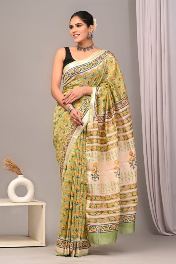 Maheswari Silk Glamour