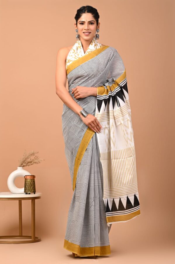 Grey and White Geometric Pattern Saree